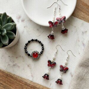 Silver Tone Butterfly Earring & Charcoal Elastic Ring Set